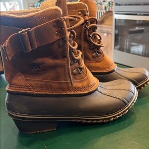 Sorel Tan and Black Winter Boots